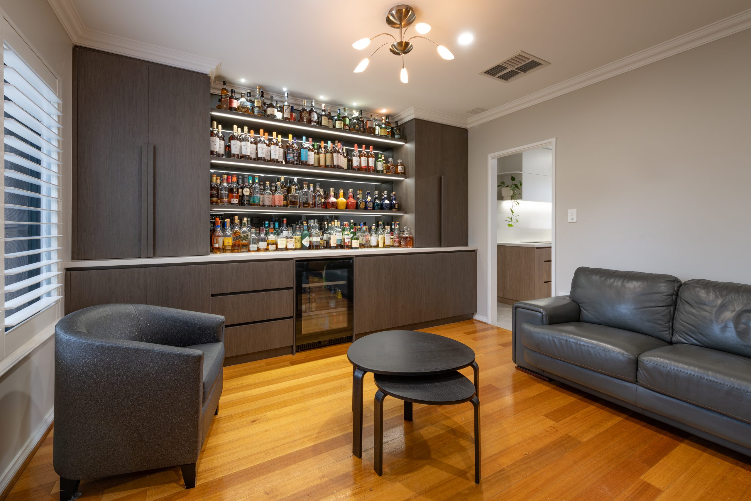 dianella bar renovation