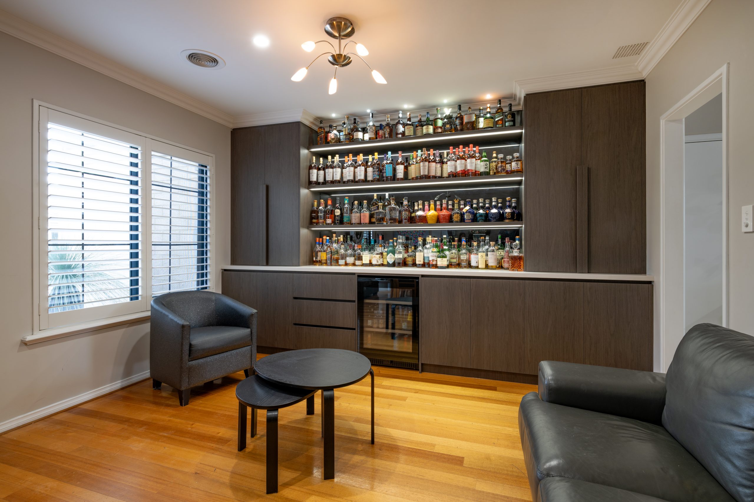 dianella bar renovation