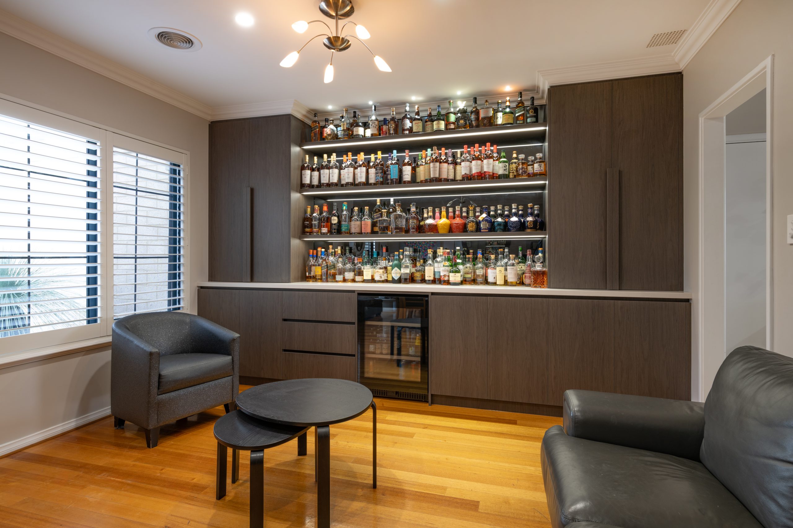 dianella bar renovation