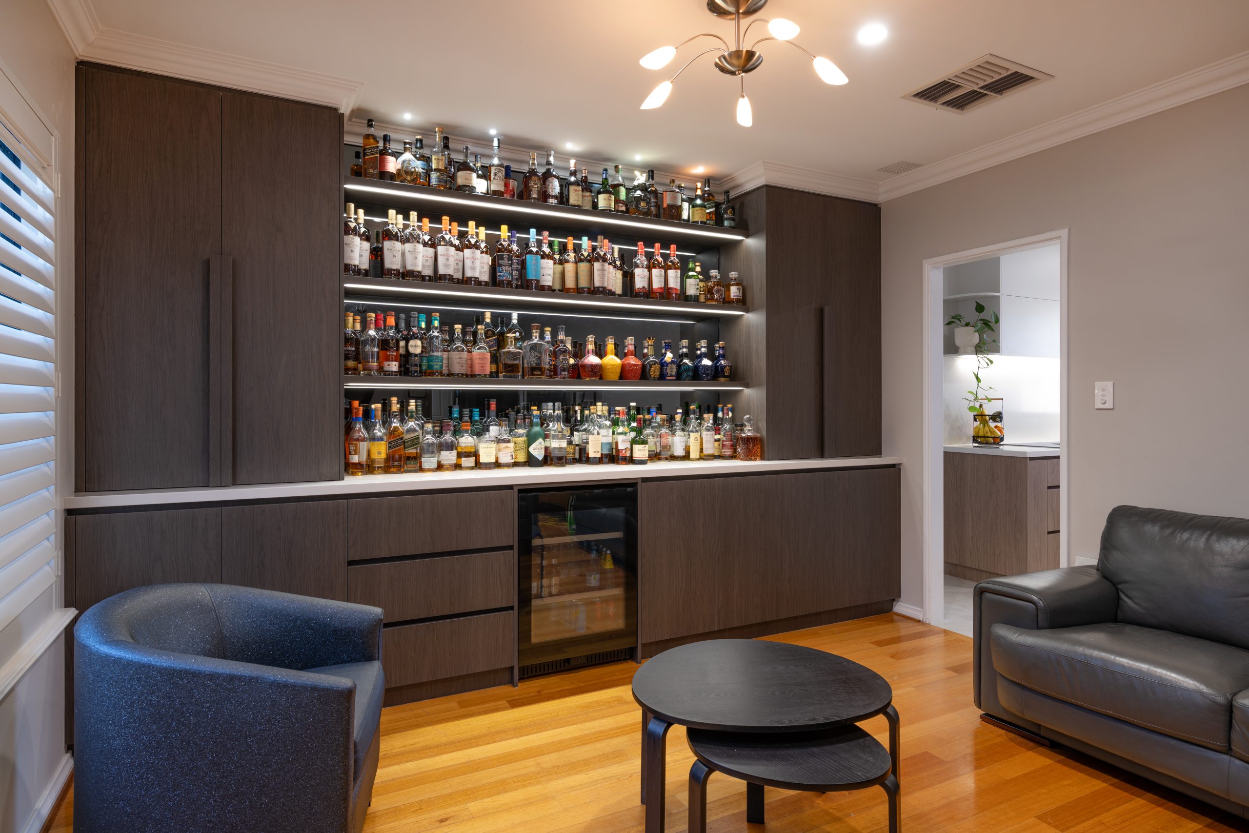 dianella bar renovation
